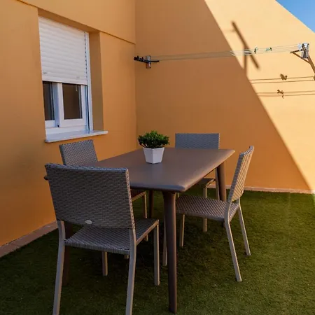 Atico C Con Wifi Junto Al Centro Con Garaje * Tarifa