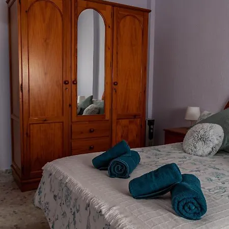 Atico C Con Wifi Junto Al Centro Con Garaje * タリファ